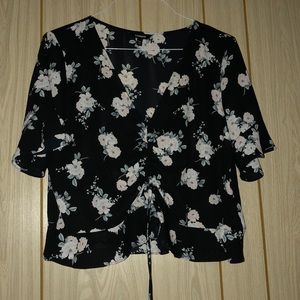 Black buttoned crop top